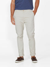 Carregar imagem no visualizador da galeria, Calça Chino Trento
